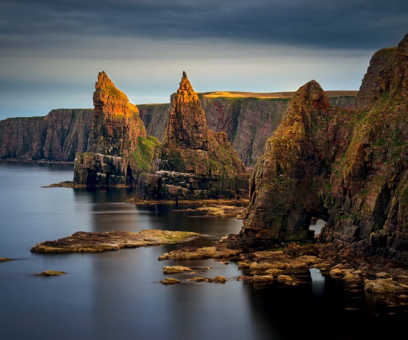 A view of the beautiful and dramatic Duncansby Stacks at Duncansby Head in Caithness near Wick